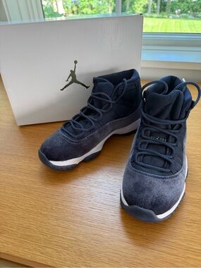 Air Jordan 11 Retro Women's "Midnight Navy and Silver" Suede High-Top Sneakers